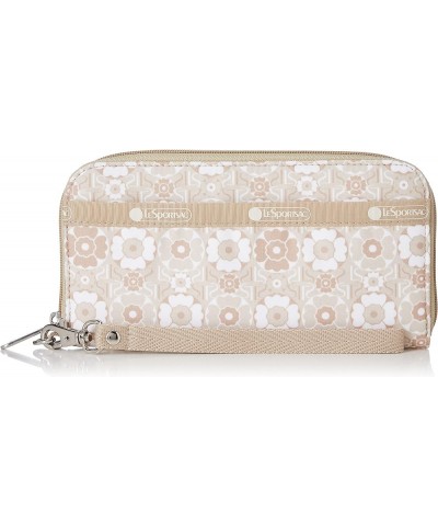 LeSportsac(レスポートサック) Women's Wallet blooming monogram $32.92 Wallets