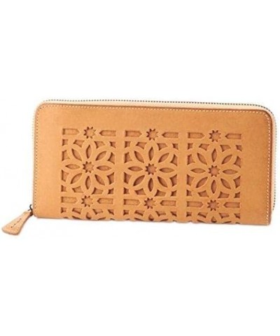 Women's Cutwork Nume Beige $65.47 Wallets